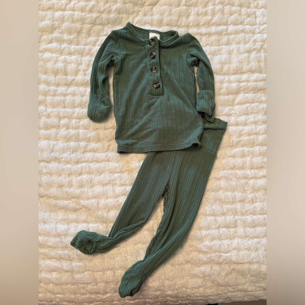 Light green ribbed top and bottom Lou Lou and Company set.